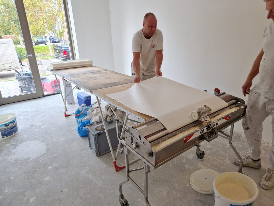 spuitconcurrent-latex-spuiten-renovlies-behangen-010
